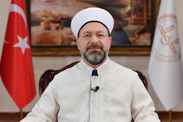 Cemaatle namaza ara verildi!