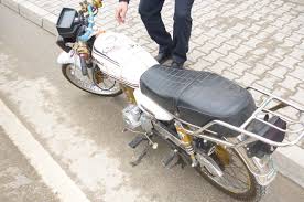 BOYABAT TRAFİK EKİPLERİ UYGUNSUZ MOTOSİKLETLERE GÖZ AÇTIRMIYORLAR.....