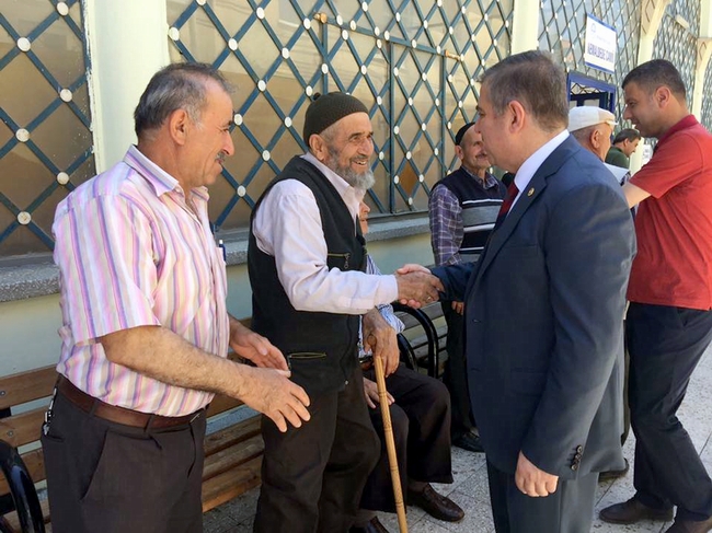 MAVİŞ VATANDAŞLARLA BİRARAYA GELDİ.