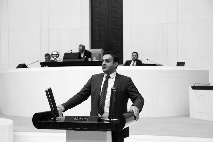 CHP’Lİ KARADENİZ: HAK HUKUK ADALET KATLEDİLİYOR