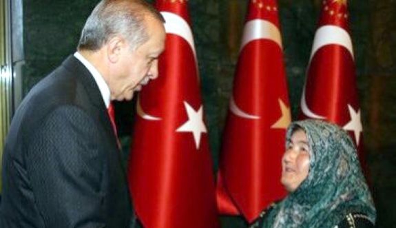 30 AĞUSTOS RESEPSİYONUNDA SİNOPLU KEZBAN TEYZE