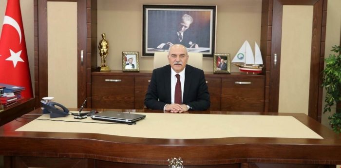 Vali İpek; Cumhuriyet rejiminde halktan daha büyük bir güç yoktur....