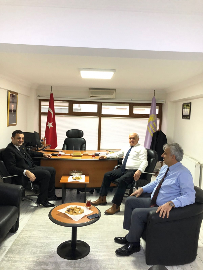 CHP’Lİ KARADENİZ’DEN SİNOP ŞOFÖRLER VE OTOMOBİLCİLER ESNAF ODASINA ZİYARET