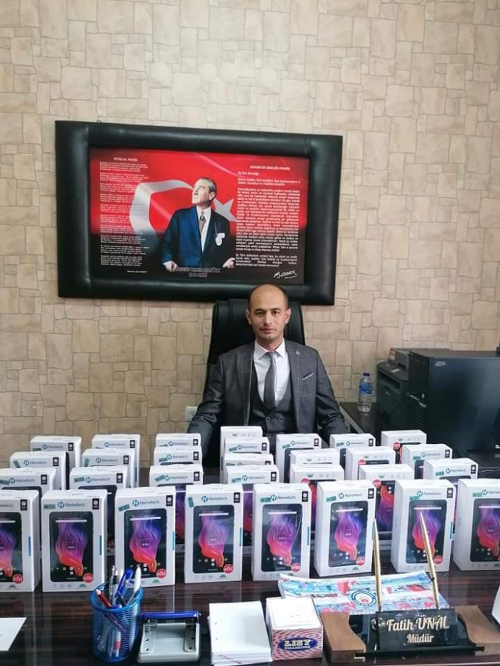 OKUL MÜDÜRÜNDEN 40 TABLET