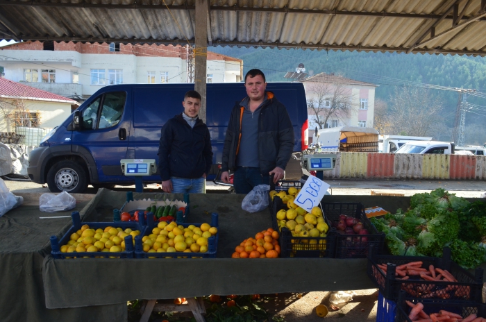 DURAĞAN’DA PAZAR YERİ YANGIN YERİ