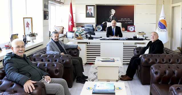 Sinoplu Yazar ve Şairlerden Rektör Dalgın’a Ziyaret