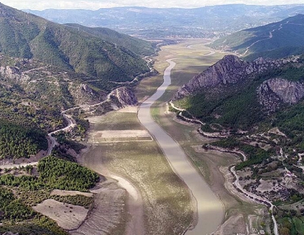 Arazi bizde, söz ve para vezirköprü’de...