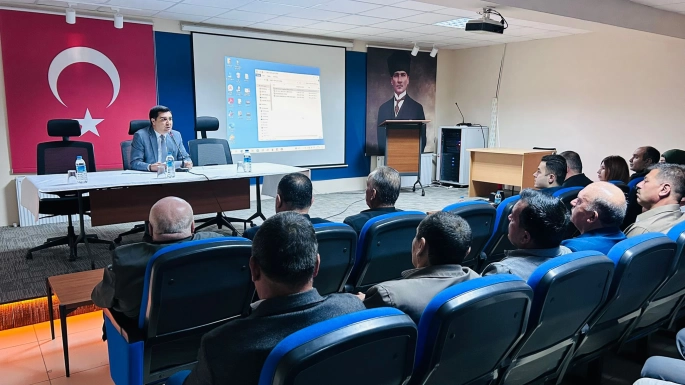 DURAĞAN’DA ORKÖY DESTEKLERİ KURA İLE BELİRLENDİ: MUHTARLARA NARKOTİK VE YANGIN EĞİTİMİ VERİLDİ