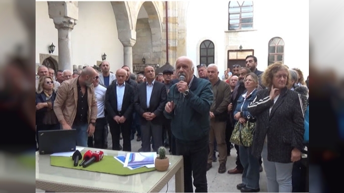 SİNOP’TA PERVANE MEDRESESİ KRİZİ: ESNAFTAN TAHLİYE KARARINA TEPKİ — “BU MÜLKÜ KİMSEYE VERMEYİZ, FARKLI AMAÇLA KULLANDIRTMAYIZ