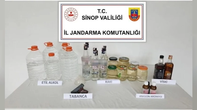JANDARMADAN SİNOP MERKEZ’DE KAÇAK ALKOL OPERASYONU