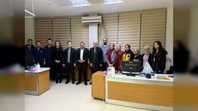 DURAĞAN BELEDİYESİ’NDEN YILBAŞI ZİYARETİ: GÖREV BAŞINDAKİ PERSONELE MORAL