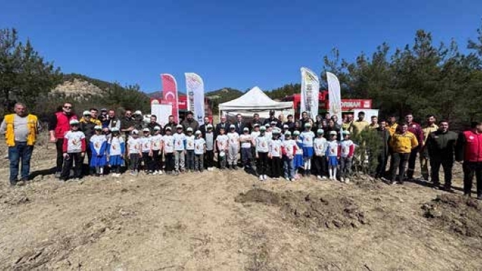 DURAĞAN’DA ORMAN HAFTASI COŞKUSU: FİDANLAR GELECEK İÇİN TOPRAKLA BULUŞTU