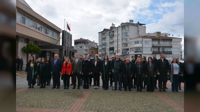 AVUKATLAR GÜNÜ SİNOP’TA ANLAMLI TÖRENLE KUTLANDI