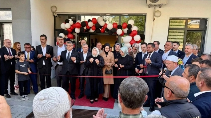 ŞEHİT NİYAZİ UĞUR HALK EĞİTİM MERKEZİ KAPILARINI AÇTI