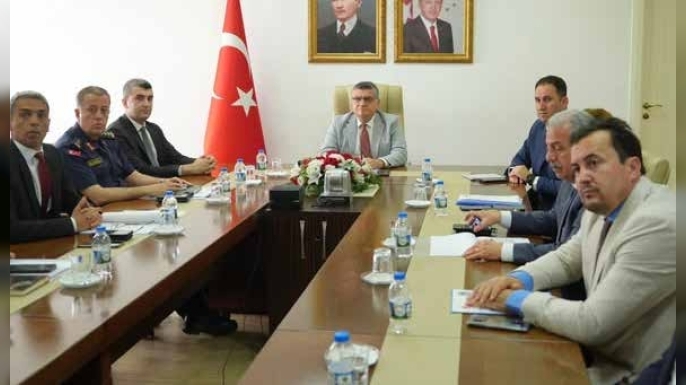 SİNOP’TA ÇOCUKLARIN SUÇA SÜRÜKLENMESİNİ ÖNLEMEYE YÖNELİK TOPLANTI DÜZENLENDİ