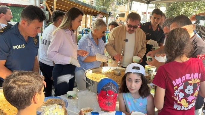 GERZE'DE BİRLİK VE BEREKET AŞURE GÜNÜNDE BULUŞTU