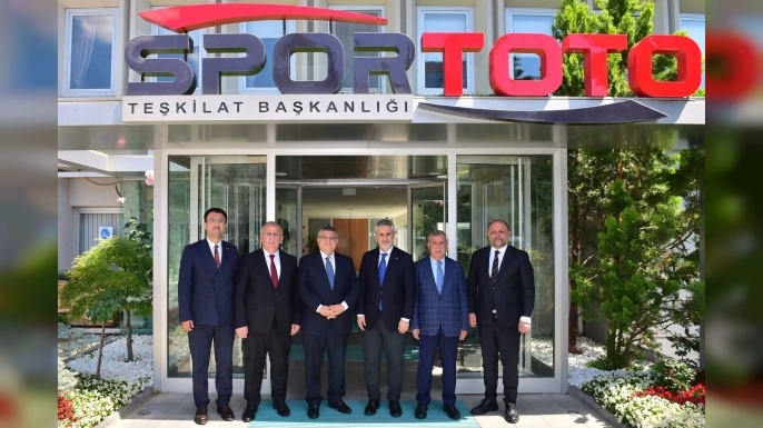 SİNOP'TA 3 YENİ HALI SAHA İÇİN İŞ BİRLİĞİ PROTOKOLÜ İMZALANDI