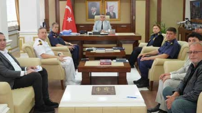 SİNOP’TA DENİZ TURİZMİ MASAYA YATIRILDI: GÜVENLİK, HİZMET KALİTESİ VE KAPASİTELER DEĞERLENDİRİLDİ