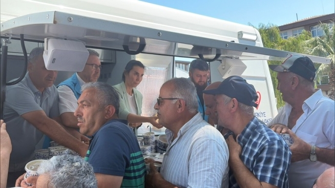 GERZE’DE CUMA NAMAZI SONRASI AŞURE İKRAMI