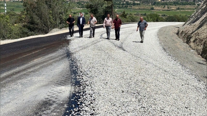 KAYMAKAM AYAN’DAN OLUKBAŞI–GÜNGÖREN–YENİKÖY YOLUNDA İNCELEME