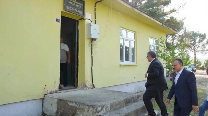 SALAR KÖYÜNDE ESKİ OKUL BİNASI YENİDEN HAYAT BULUYOR