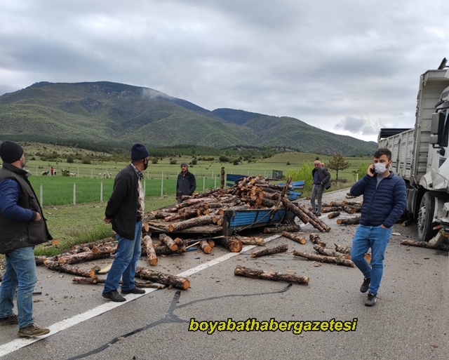Boyabat'ta Kamyon ve Traktör Kazası 2 Yaralı