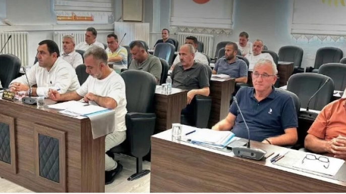 CHP GRUBU DAĞILDI, YENİ PARTİ 5 KİŞİLİK GRUP KURDU