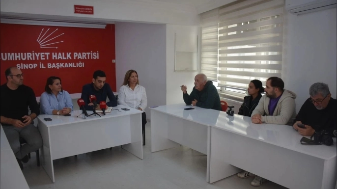 CHP SİNOP İL BAŞKANLIĞI BASIN MENSUPLARIYLA BİR ARAYA GELEREK SORUNLARI DİNLEDİ