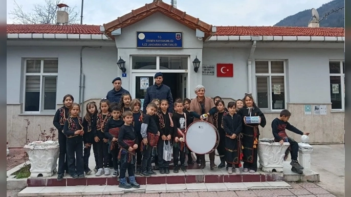 DİKMEN’DE MİNİK DAVULCULARDAN RAMAZAN ETKİNLİĞİ
