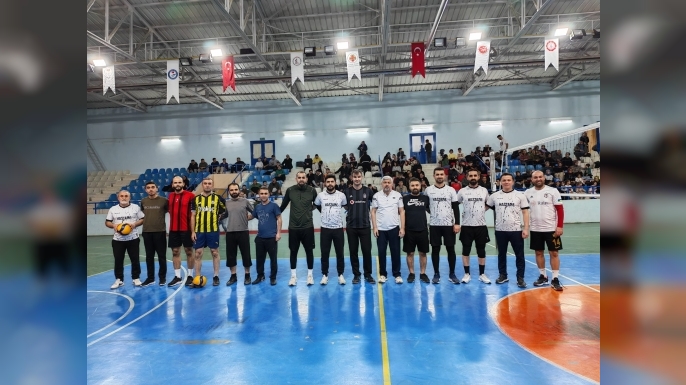 DURAĞAN GENÇLİK VE SPOR İLÇE MÜDÜRLÜĞÜ VOLEYBOL TURNUVASI FİNALİ HEYECAN YARATTI