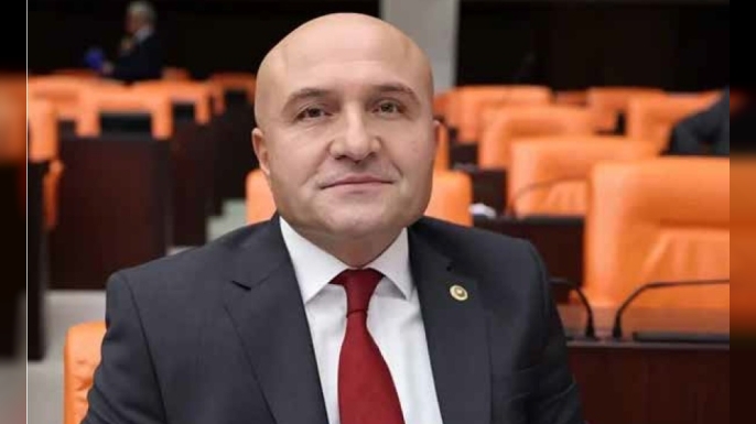 ERHAN USTA: “HAVZA–VEZİRKÖPRÜ–BOYABAT HATTI ARTIK ÖLÜM YOLU OLARAK ANILIYOR