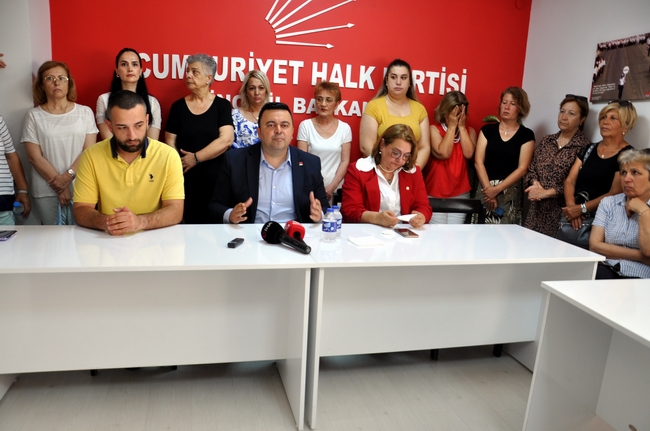 CHP'DE İSTİFALAR GELDİ, TÜZÜK YÖNETİMİ DÜŞÜRDÜ… OLAĞANÜSTÜ KONGRE SÜRECİ BAŞLADI..
