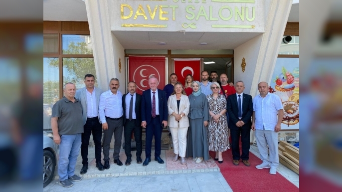 MHP GERZE'DE KONGRE HEYECANI: ŞENTÜRK YENİDEN BAŞKAN