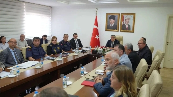SİNOP’TA EĞİTİM GÜVENLİĞİ VE ASAYİŞ ÖNLEMLERİ MASAYA YATIRILDI