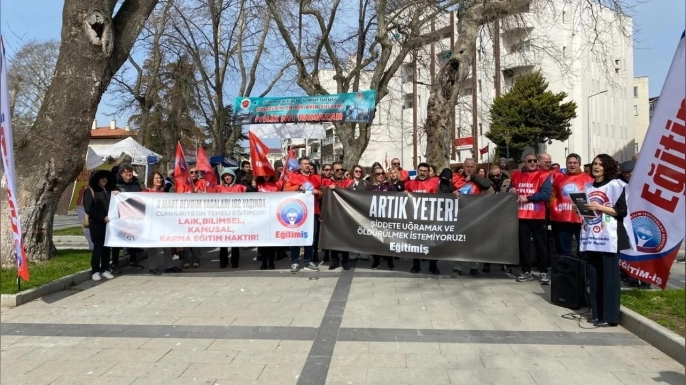SİNOP’TA EĞİTİM-İŞ’TEN 2 GÜNLÜK İŞ BIRAKMA KARARI: “OKULLAR GÜVENSİZ, EĞİTİM HAKKI AŞINIYOR”